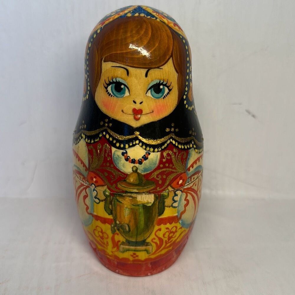4 PC. Russian Nesting Dolls, Hand Painted Collectible Nesting‎ Dolls